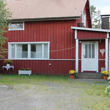 Huoneisto Omenapuiden Katveessa *